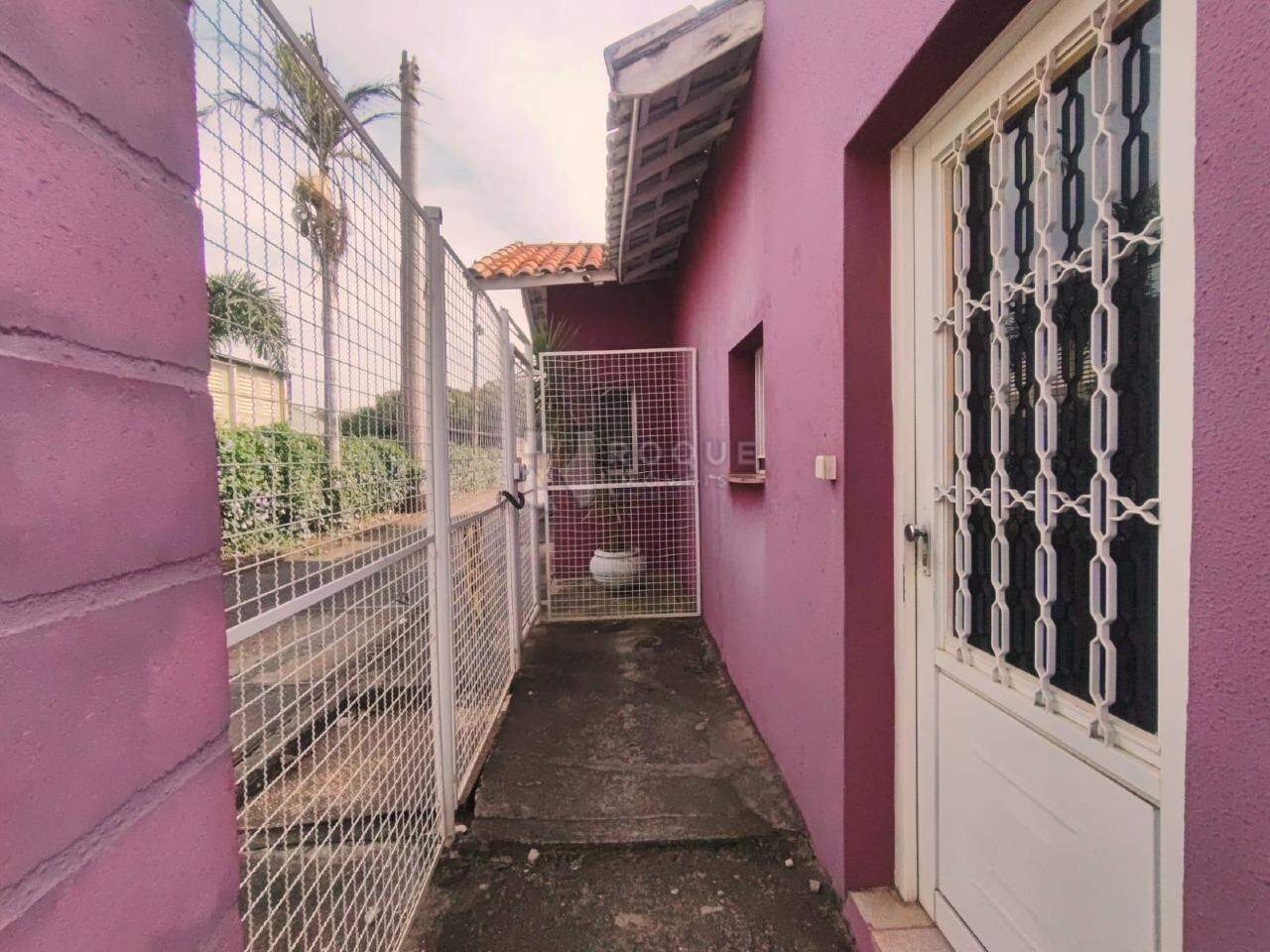 Barracão/Galpão para aluguel no bairro Jardim Santa Barbara: Quintal