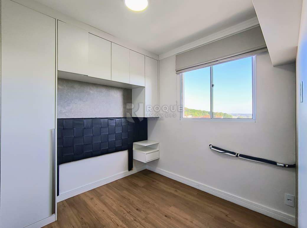 Apartamento à venda no bairro Jardim Colina Verde: Dormitório 02