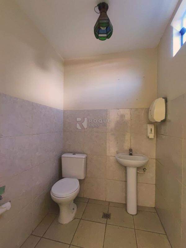 Salão para aluguel no bairro Vila Rocha: WC 2