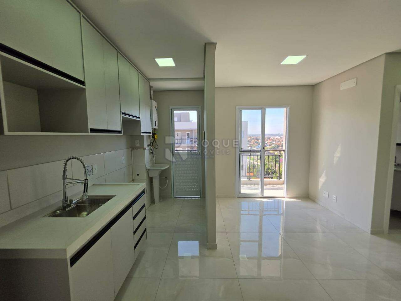 Apartamento para aluguel no bairro Jardim Esteves: Sala