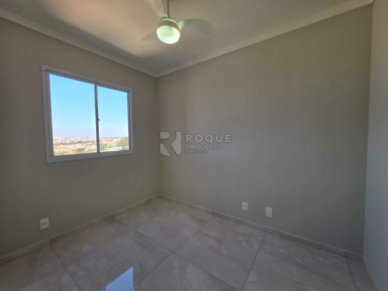 Apartamento para aluguel no bairro Jardim Esteves: Dormitório 02 suíte