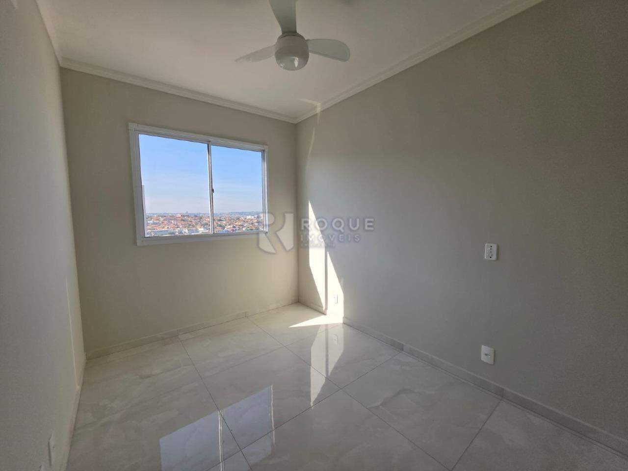 Apartamento para aluguel no bairro Jardim Esteves: Dormitório 01