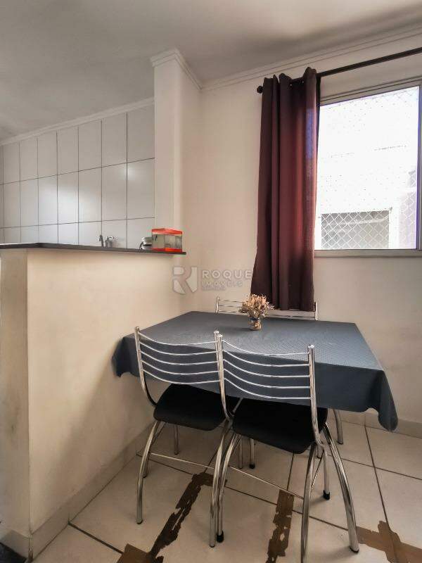 Apartamento à venda no bairro Graminha: SALA DE JANTAR