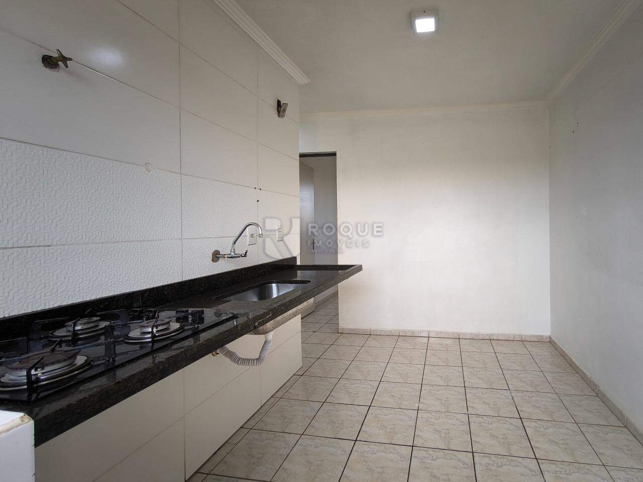 Apartamento à venda no bairro Parque Residencial Abílio Pedro: COZINHA