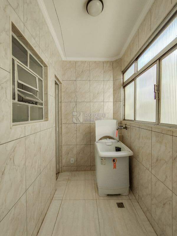 Apartamento à venda no bairro Vila Independência: Área de serviço
