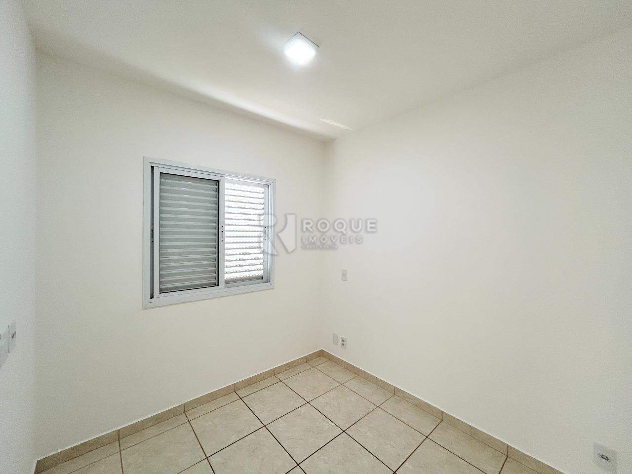 Apartamento à venda no bairro Chácaras Antonieta: Dormitório 2