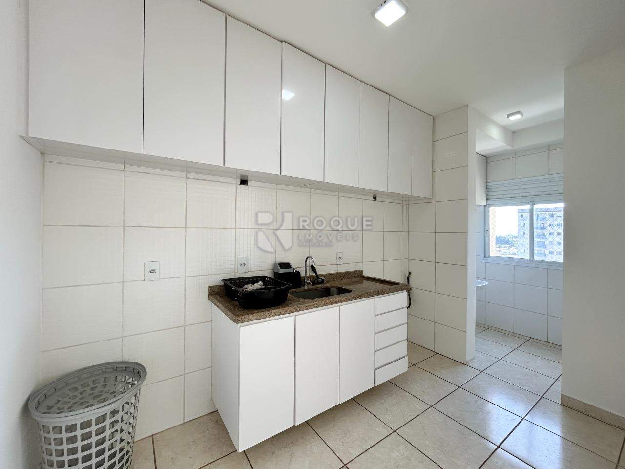 Apartamento à venda no bairro Chácaras Antonieta: Cozinha