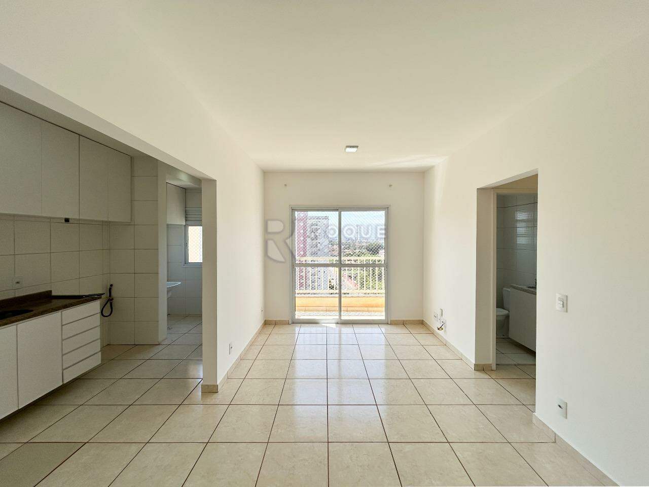 Apartamento à venda no bairro Chácaras Antonieta: Sala 