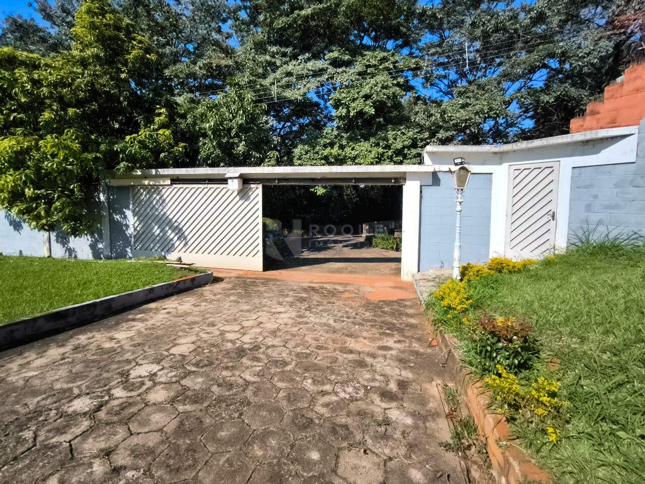 Casa em condomínio à venda no bairro Portal das Rosas: PORTÃO AUTOMÁTICO