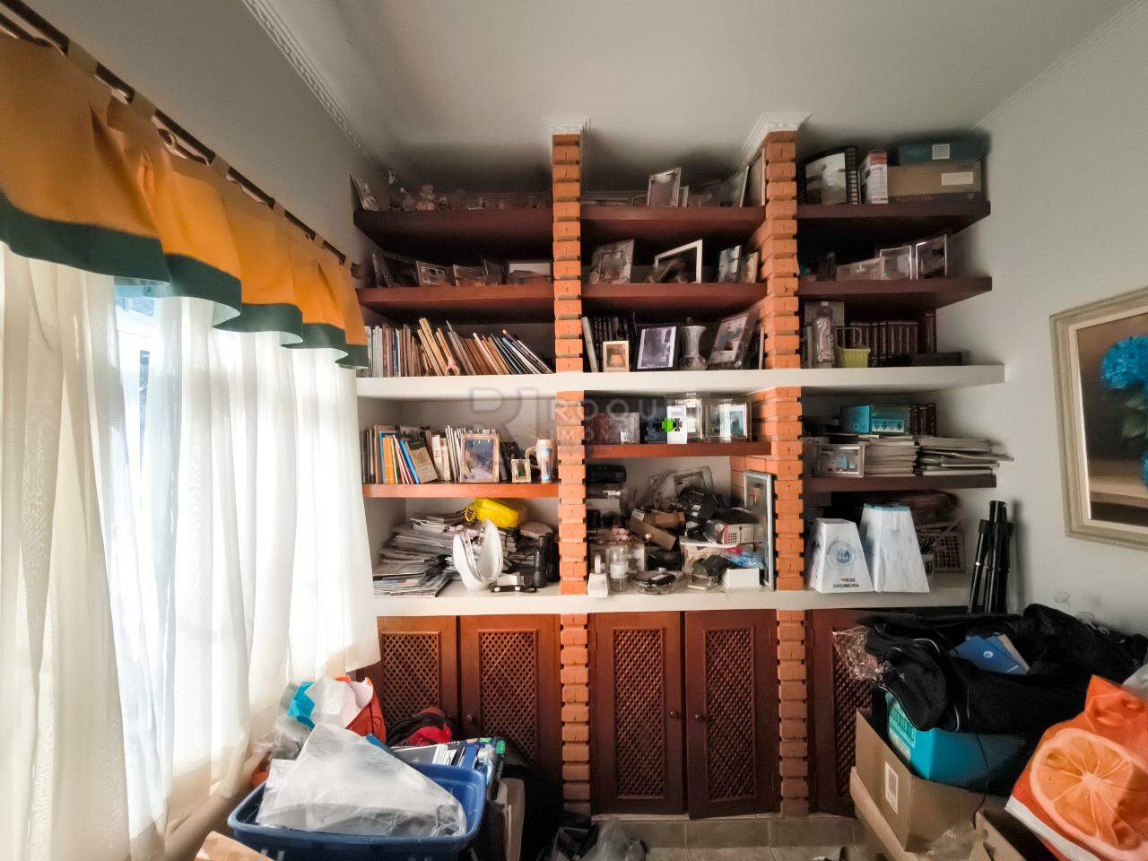 Casa em condomínio à venda no bairro Portal das Rosas: ESCRITÓRIO