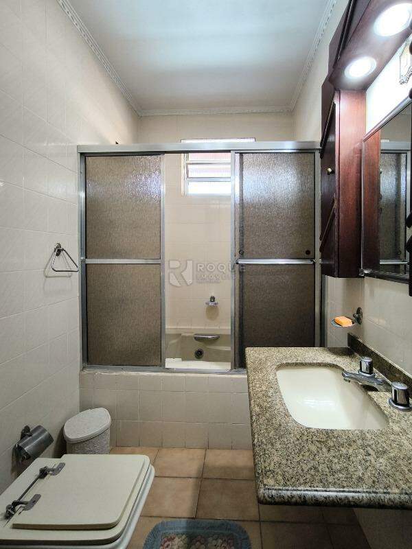 Casa em condomínio à venda no bairro Portal das Rosas: WC DEMI SUÍTE 1 E 2