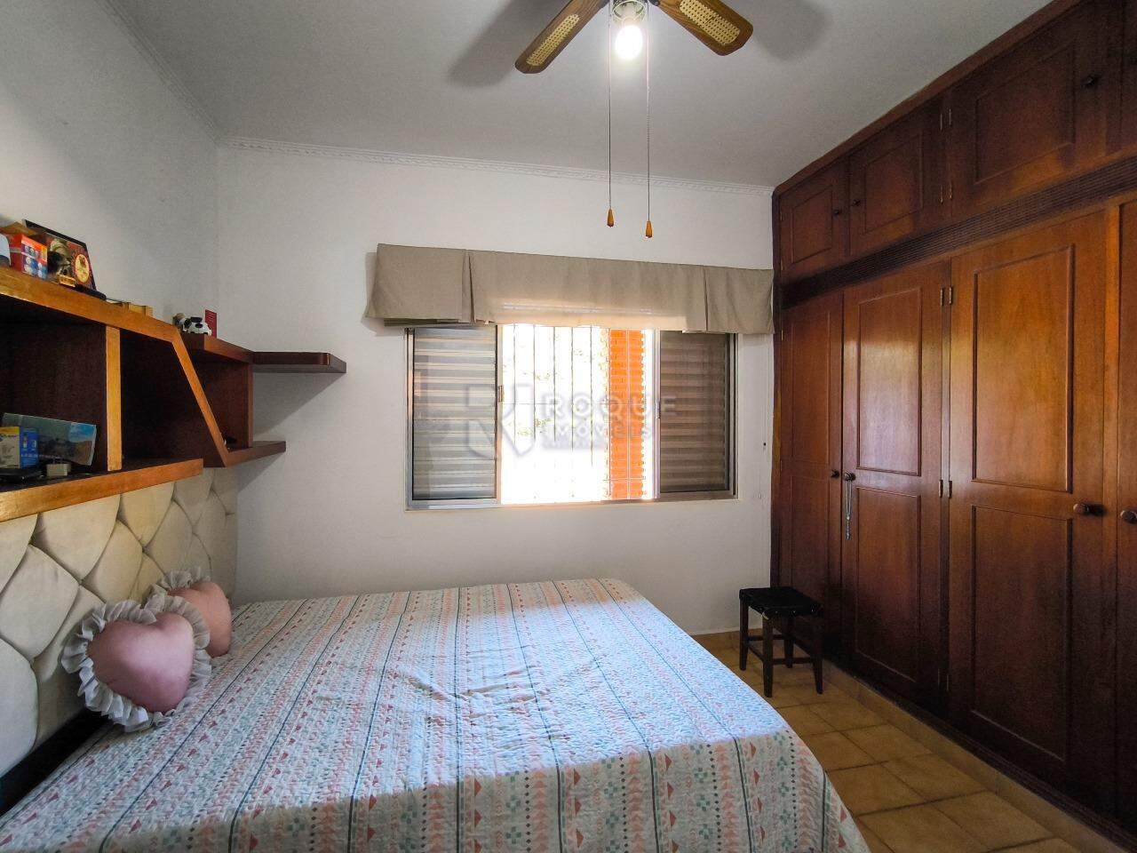 Casa em condomínio à venda no bairro Portal das Rosas: DEMI SUÍTE 1
