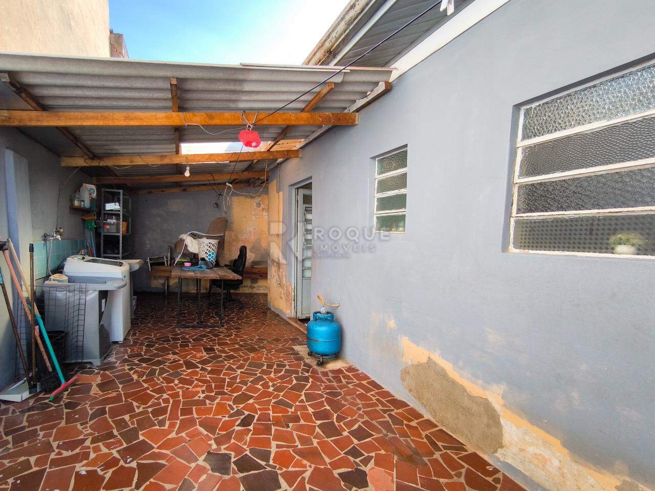 Casa Residencial à venda no bairro Vila São João: ÁREA EXTERNA