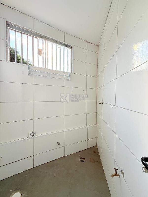 Salão para aluguel no bairro Jardim Glória: Lavanderia