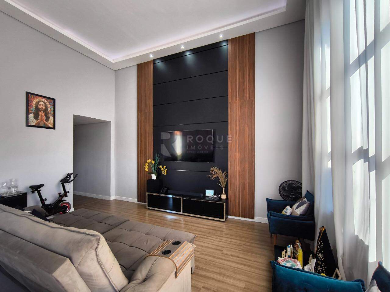Chácara à venda no bairro Residencial Nobreville: SALA DE ESTAR