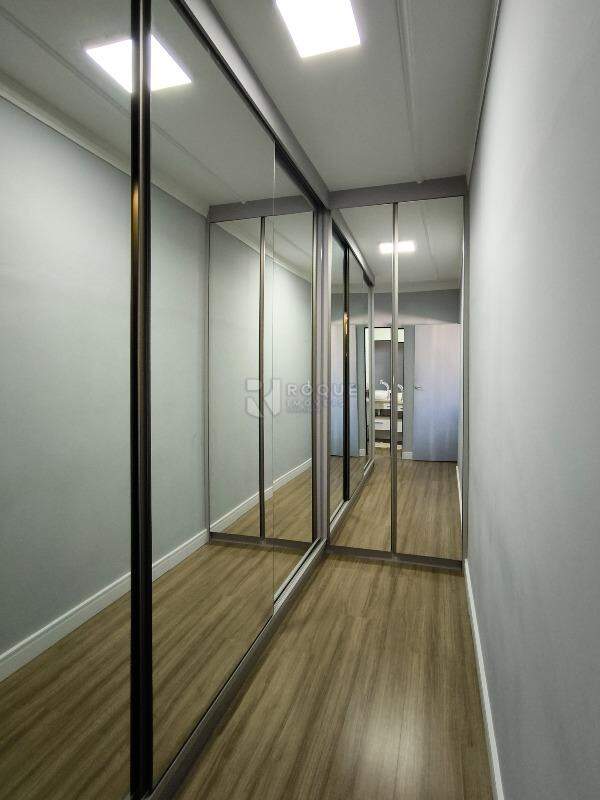 Chácara à venda no bairro Residencial Nobreville: CLOSET SUÍTE