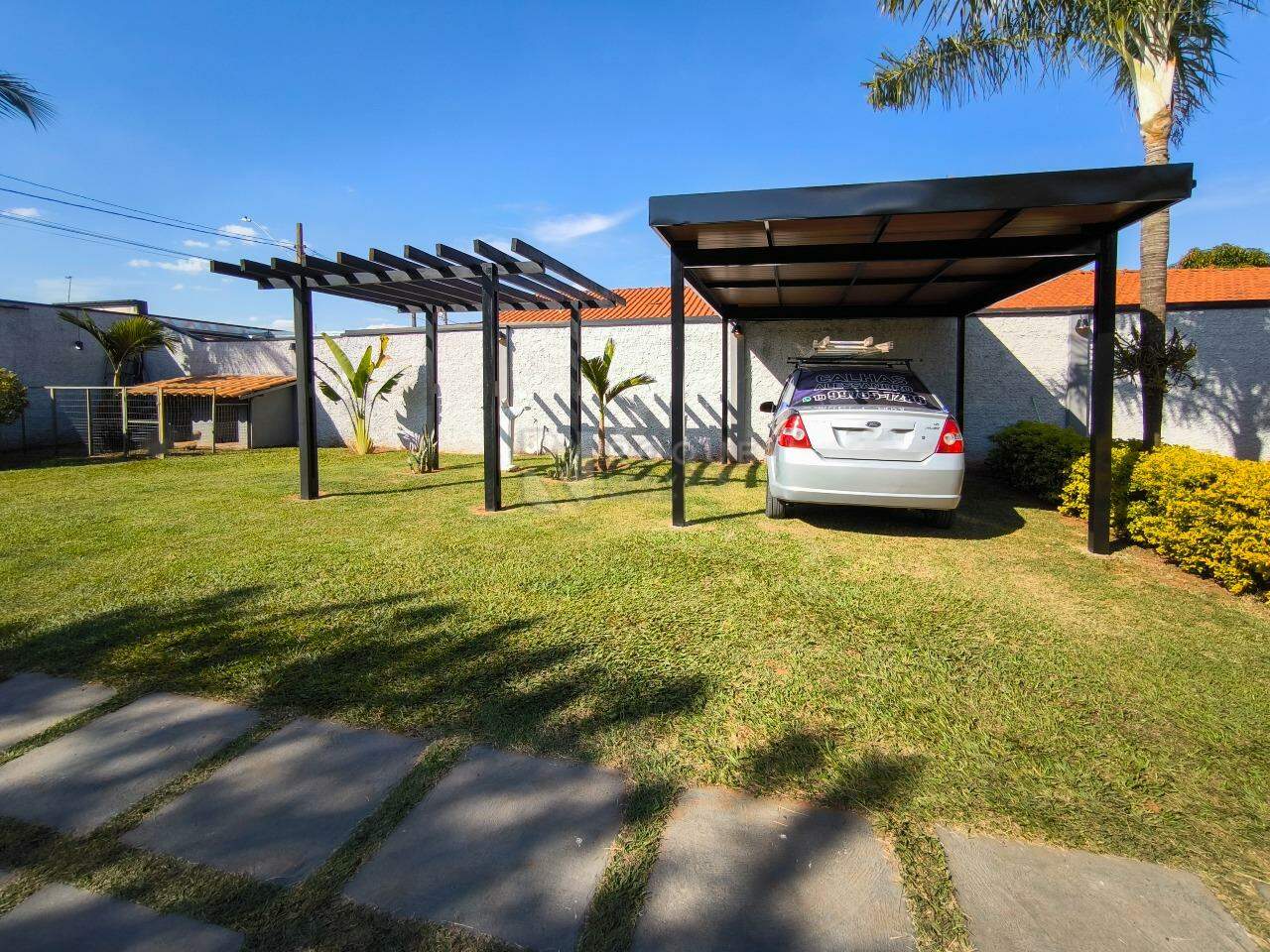 Chácara à venda no bairro Residencial Nobreville: GARAGEM