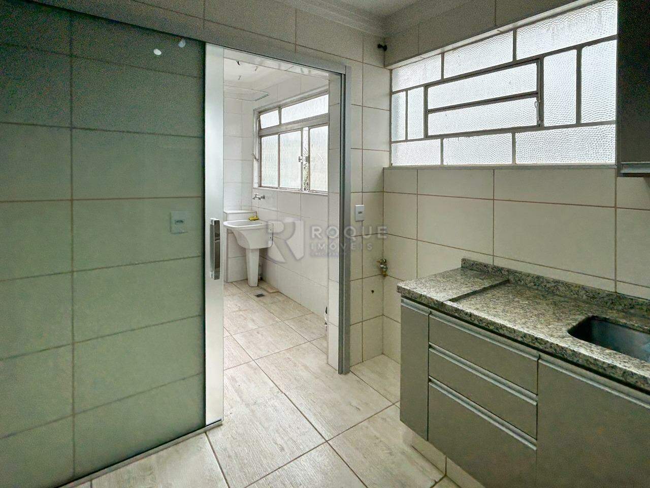 Apartamento para aluguel no bairro Vila Independência: Cozinha