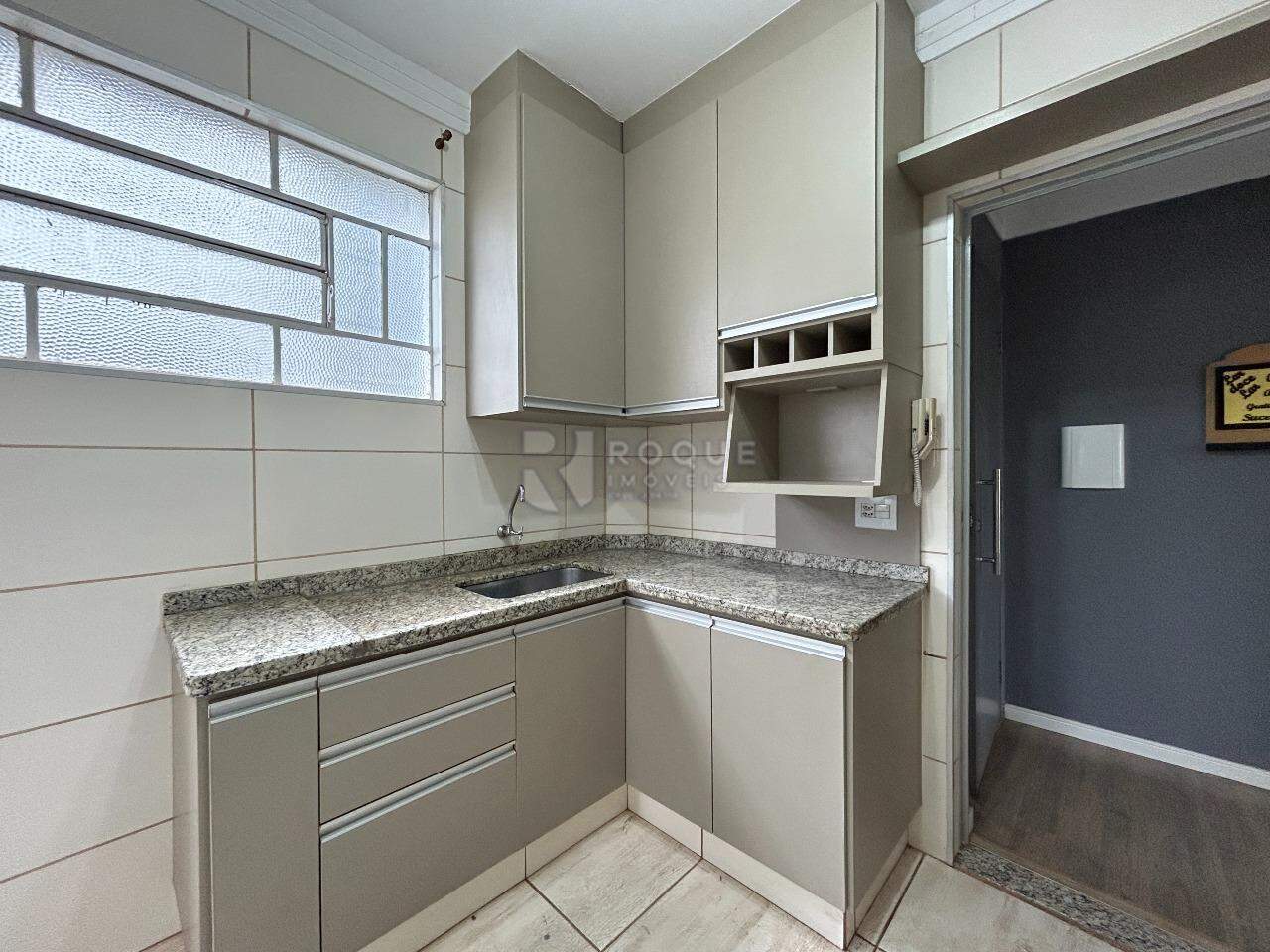 Apartamento para aluguel no bairro Vila Independência: Cozinha