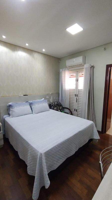 Casa Residencial à venda no bairro Vila Piza: