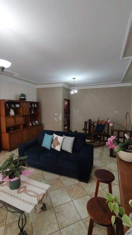 Casa Residencial à venda no bairro Vila Piza: