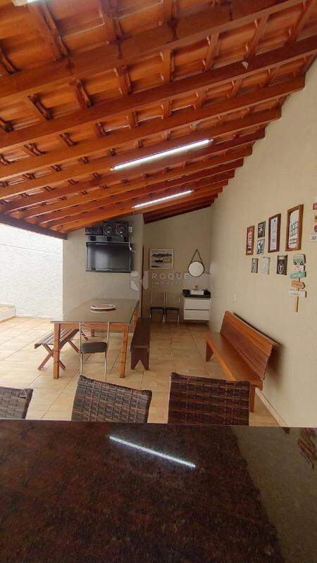 Casa Residencial à venda no bairro Vila Piza: