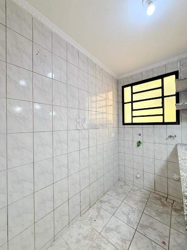 Apartamento para aluguel no bairro Jardim Ipiranga: Lavanderia