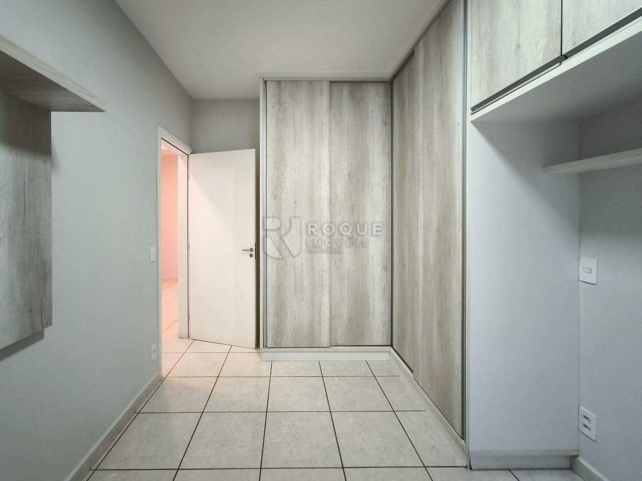 Apartamento à venda no bairro Chácaras Antonieta: DORMITÓRIO 2