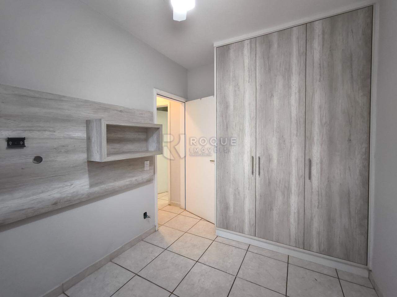Apartamento à venda no bairro Chácaras Antonieta: DORMITÓRIO 1
