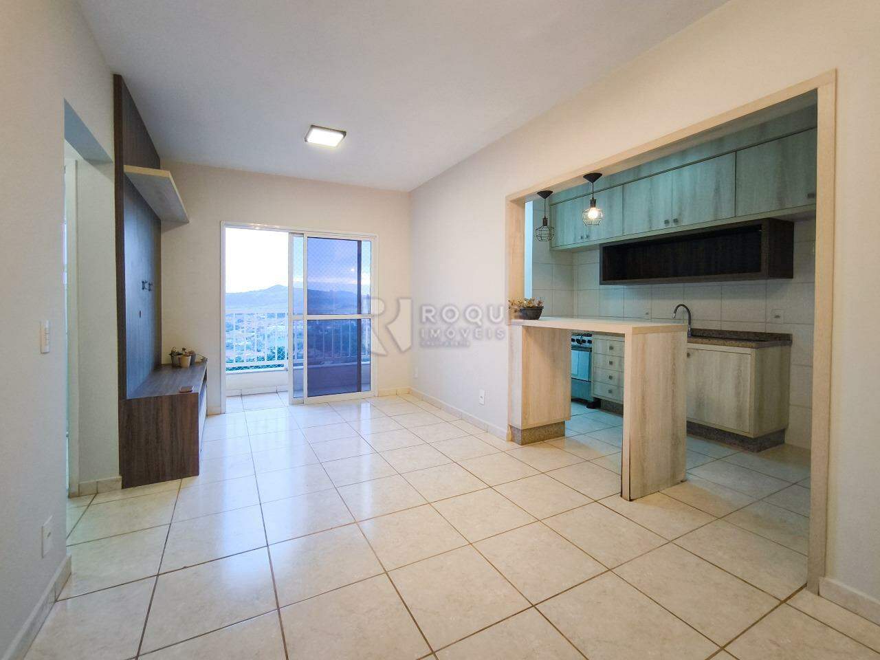 Apartamento à venda no bairro Chácaras Antonieta: SALA DE ESTAR