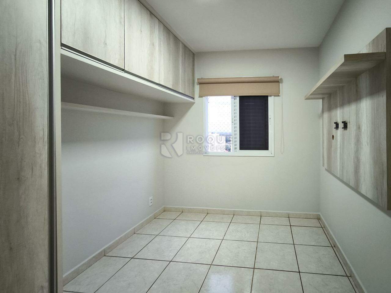 Apartamento à venda no bairro Chácaras Antonieta: DORMITÓRIO 2