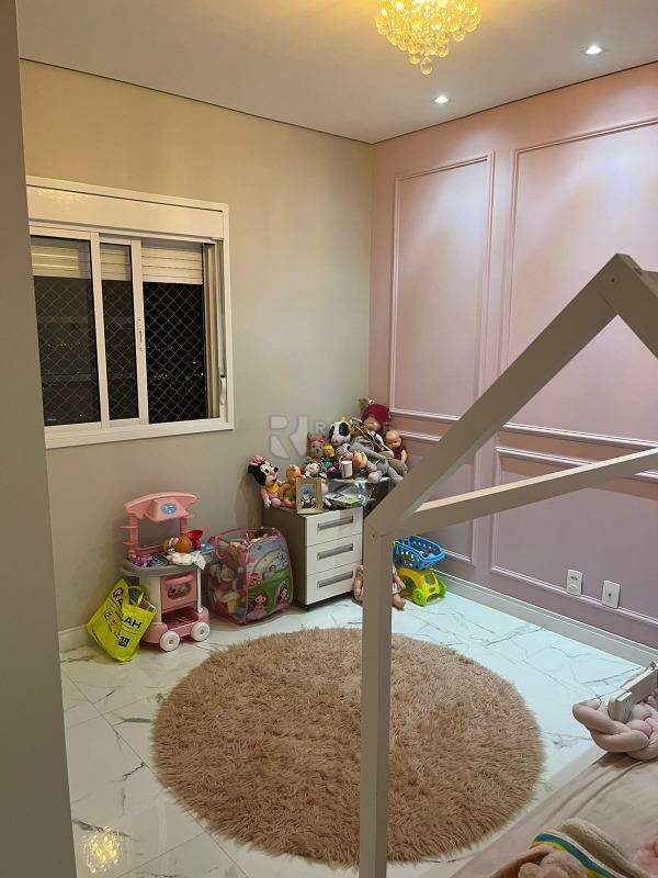 Apartamento à venda no bairro Jardim Senador Vergueiro: 