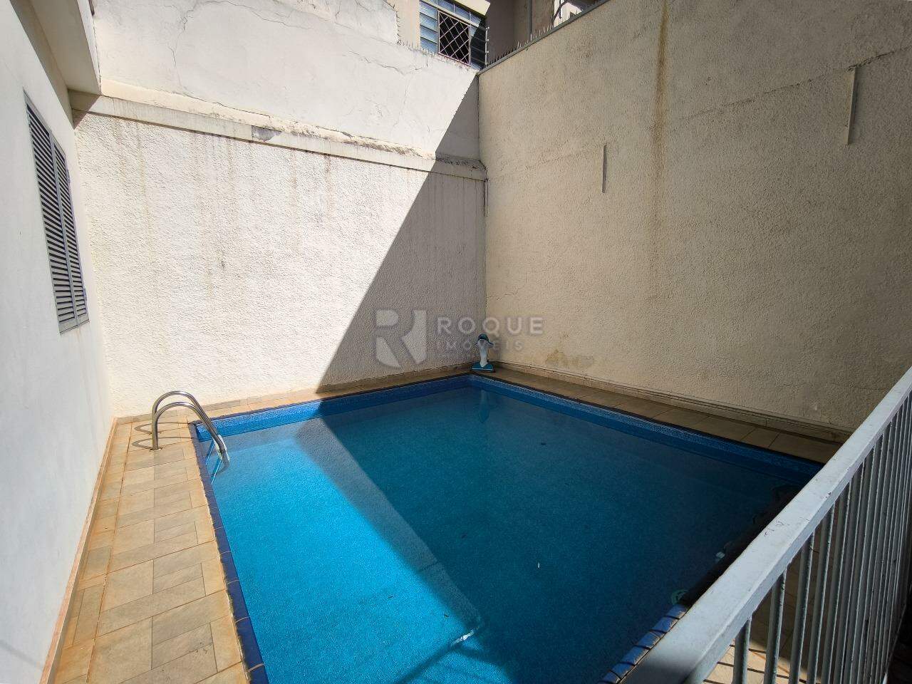 Casa Residencial à venda no bairro Cidade Jardim: PISCINA