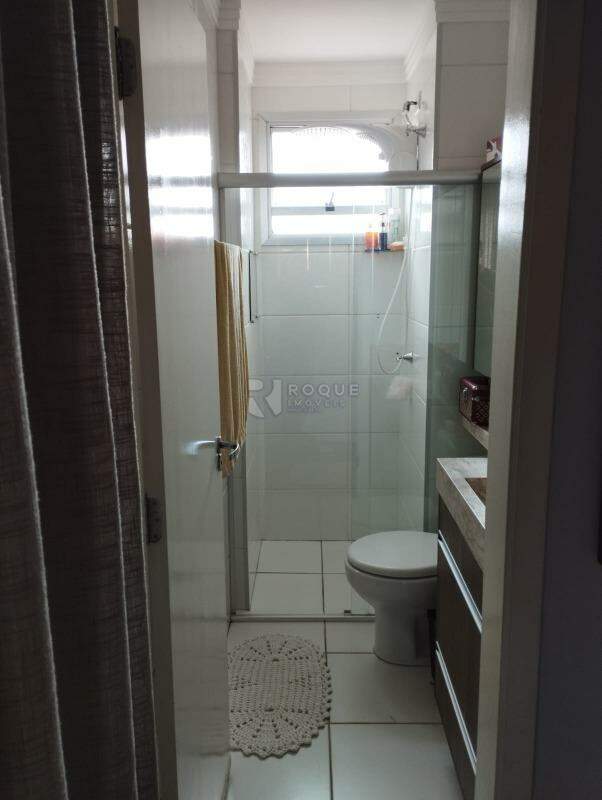 Apartamento à venda no bairro Chácaras Antonieta: