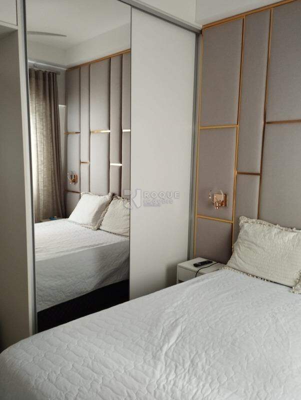 Apartamento à venda no bairro Chácaras Antonieta: