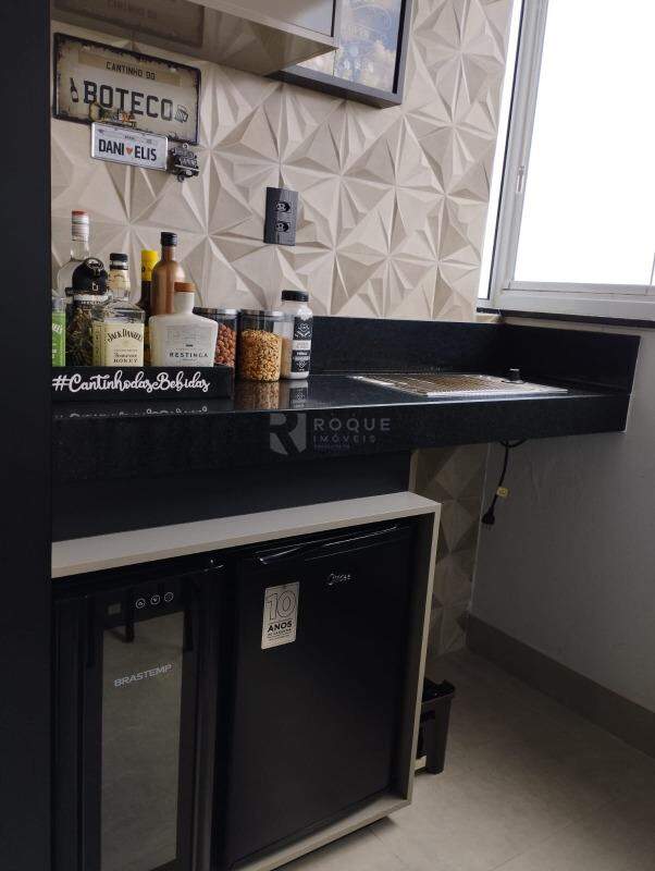 Apartamento à venda no bairro Chácaras Antonieta: