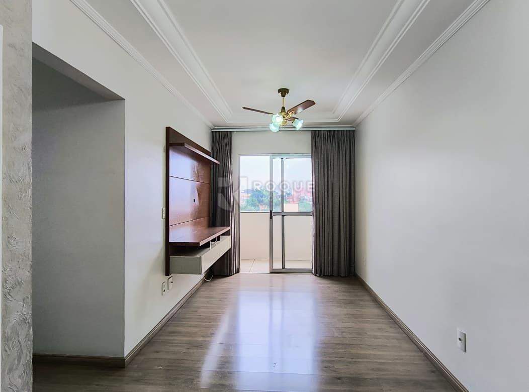 Apartamento para aluguel no bairro Jardim Nereide: Sala