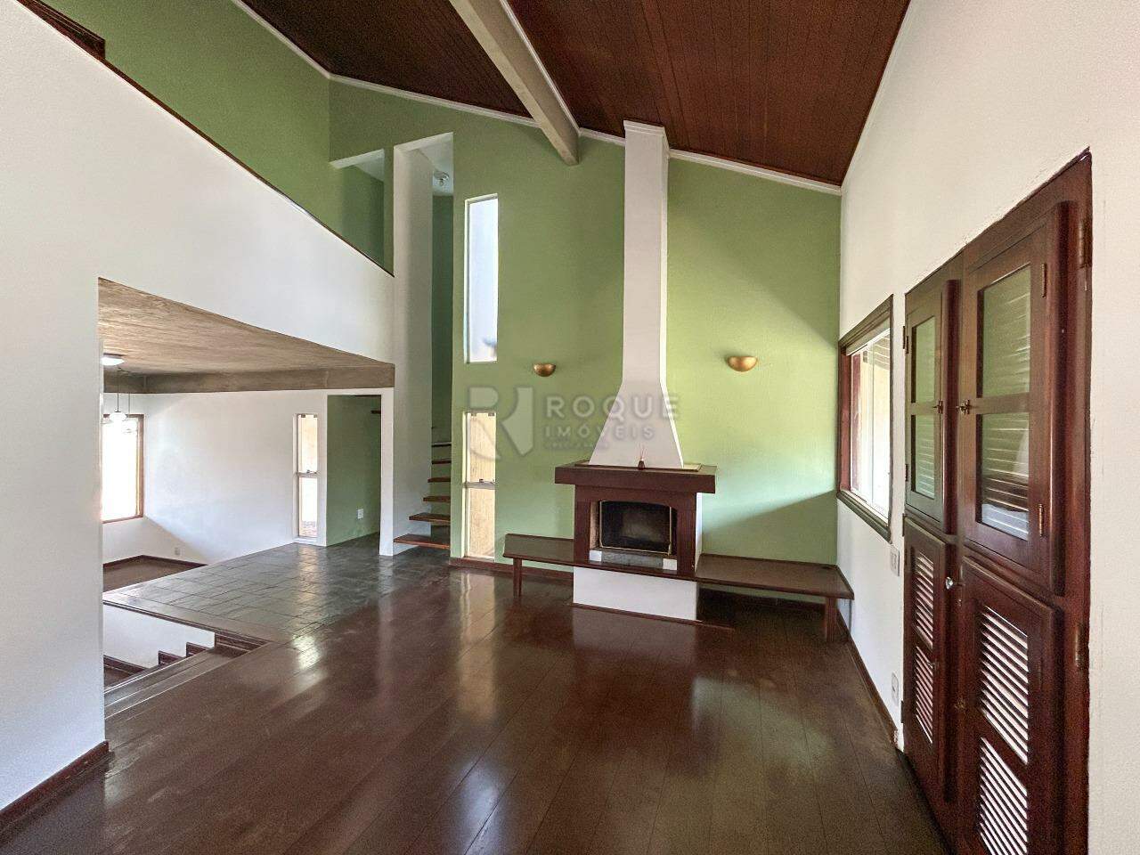 Casa em condomínio para aluguel no bairro Jardim Florença: Sala