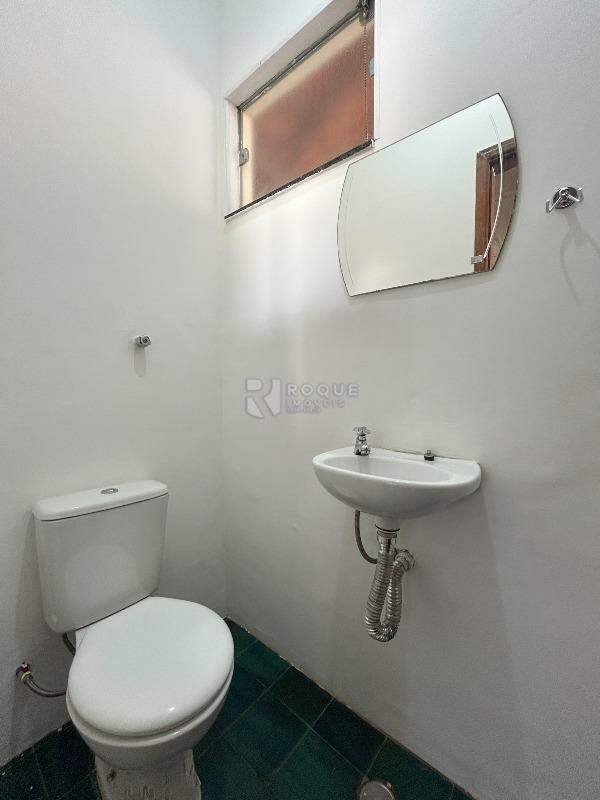 Casa em condomínio para aluguel no bairro Jardim Florença: Lavabo 