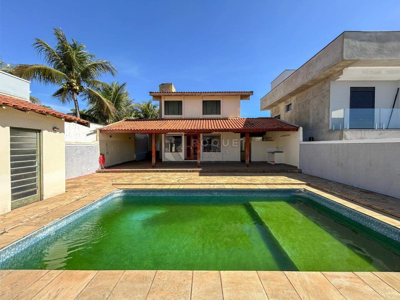 Casa em condomínio para aluguel no bairro Jardim Florença: Piscina