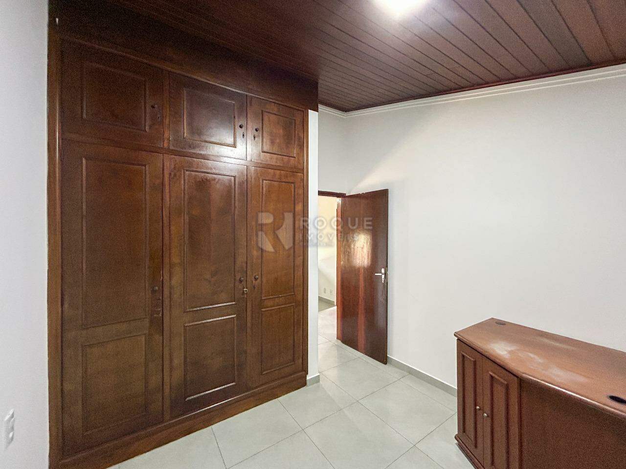 Casa em condomínio para aluguel no bairro Jardim Florença: Dormitório 1 segundo andar 