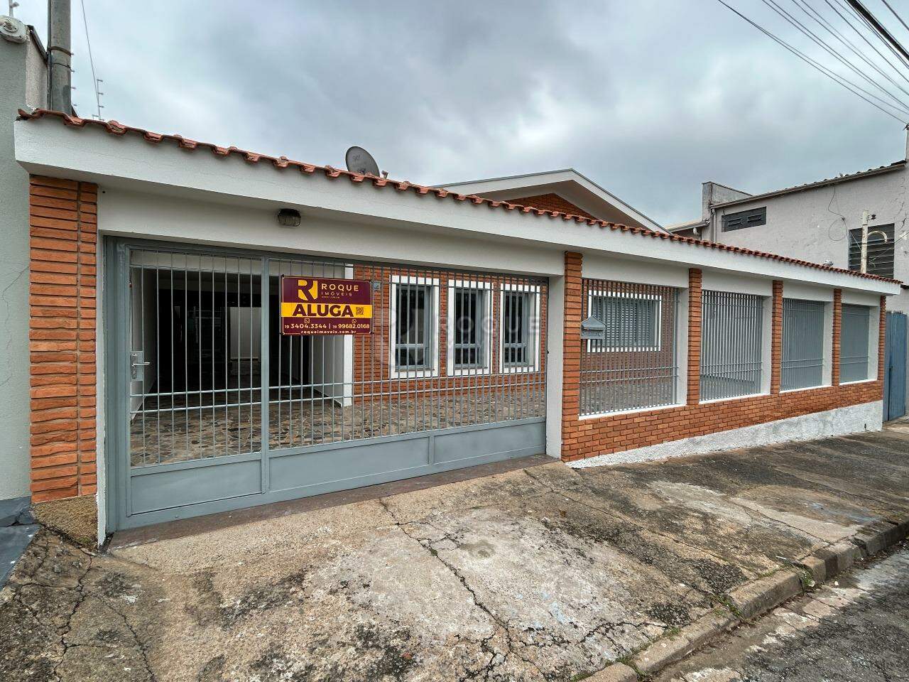 Casa Residencial para aluguel no bairro Vila da Glória: Fachada 