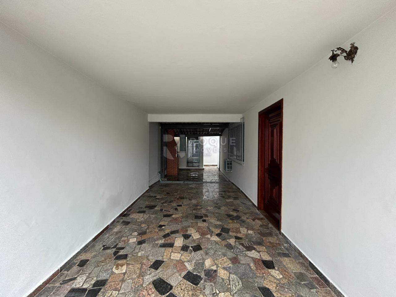 Casa Residencial para aluguel no bairro Vila da Glória: Garagem 