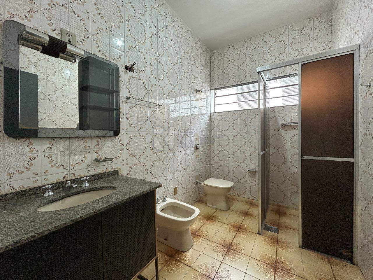 Casa Residencial para aluguel no bairro Vila da Glória: WC social