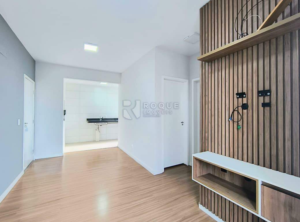 Apartamento para aluguel no bairro Vale das Esmeraldas: Sala