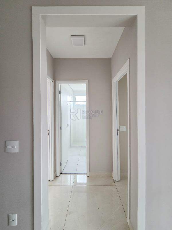 Apartamento à venda no bairro Jardim Florença: Hall 