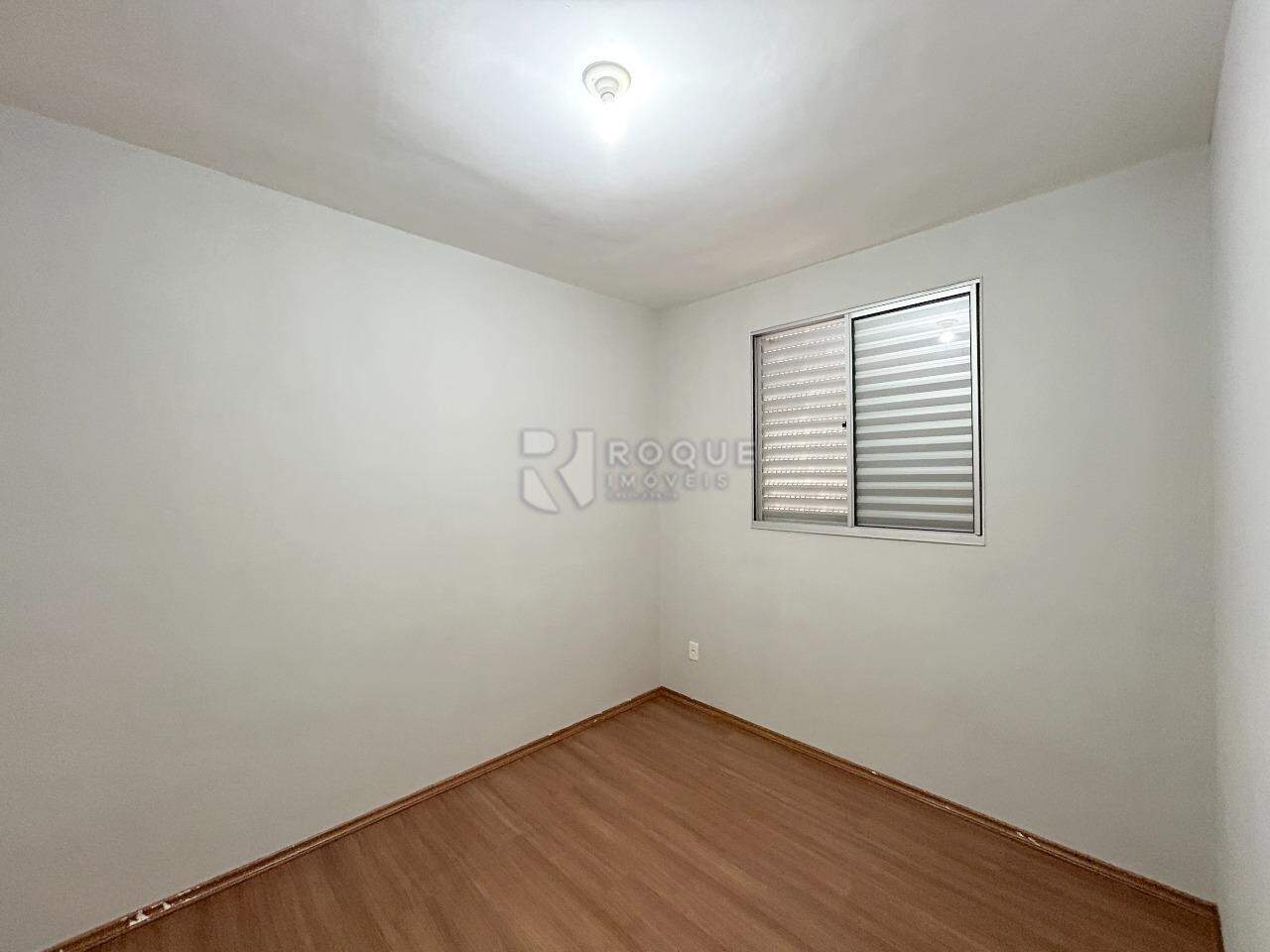 Apartamento para aluguel no bairro Jardim Santa Adélia: Dormitório 1