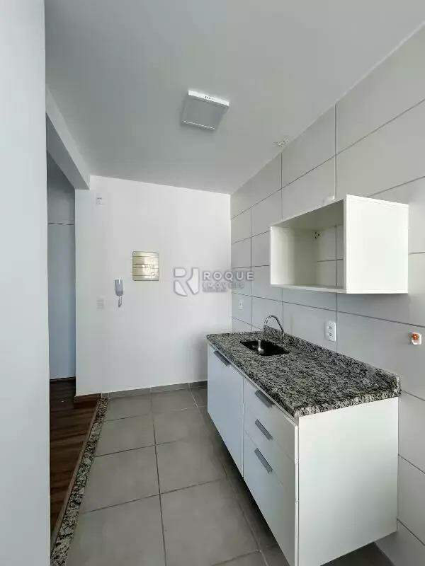Apartamento à venda no bairro Vale das Esmeraldas: