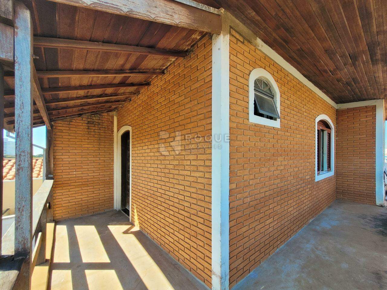 Casa Residencial à venda no bairro Jardim Morro Branco: Varanda