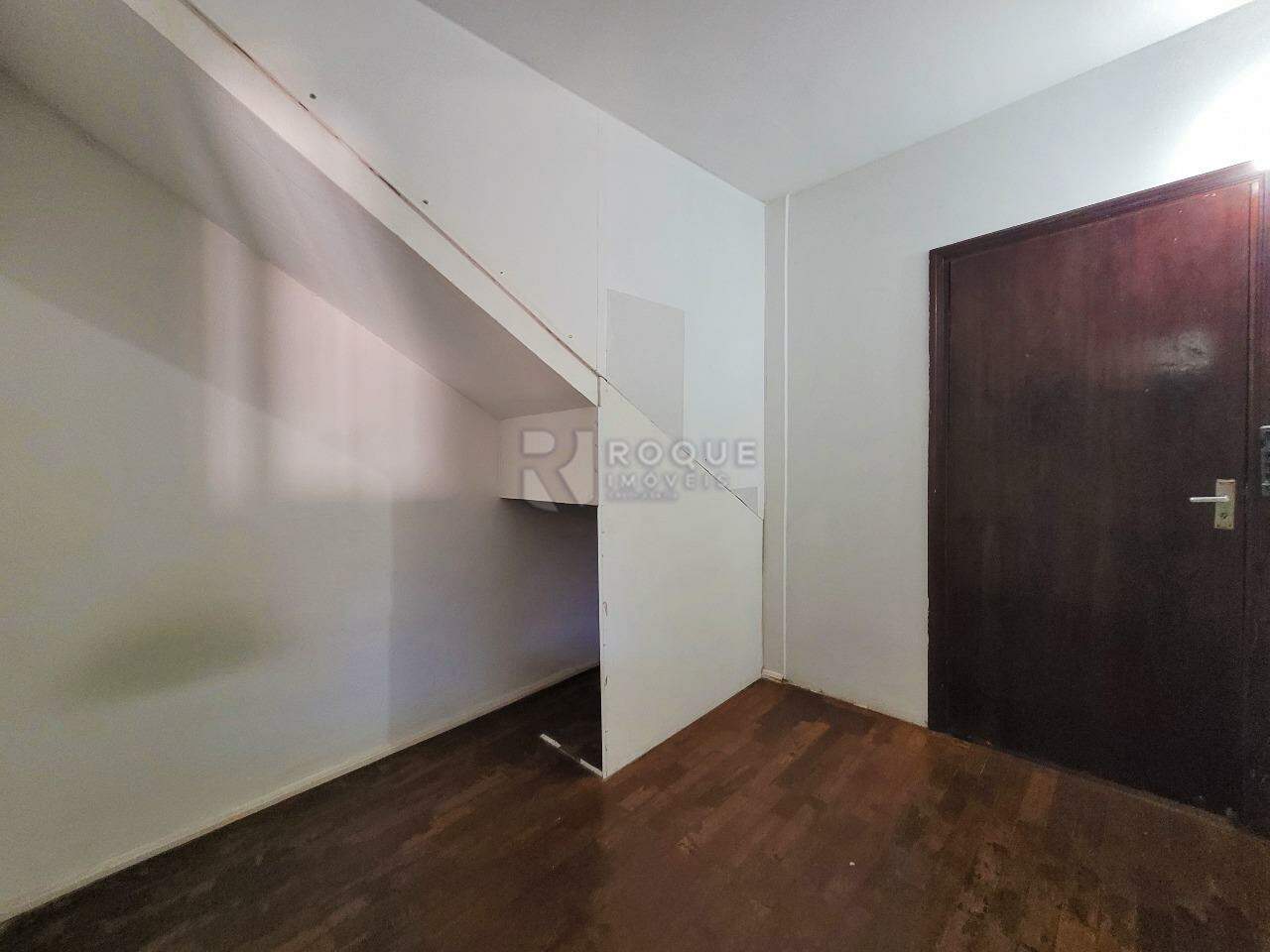 Casa Residencial à venda no bairro Jardim Morro Branco: Escritório